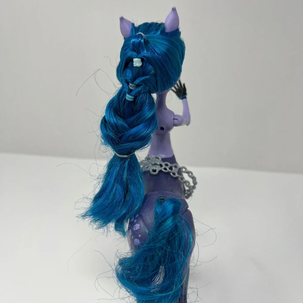 Mattel embrace unique